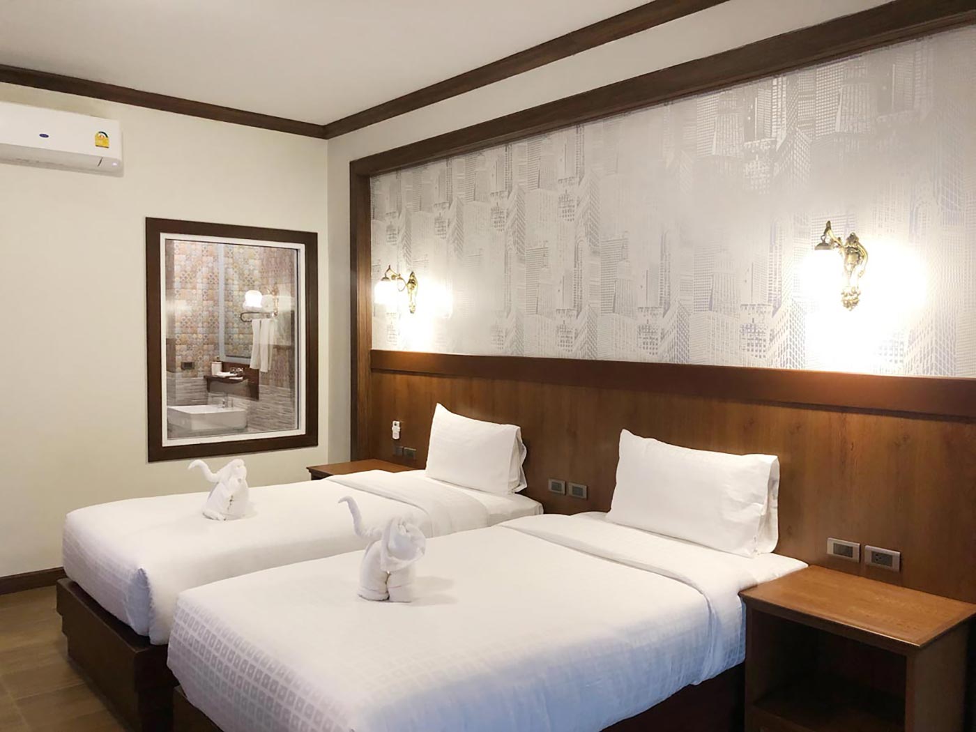 Deluxe with Balcony