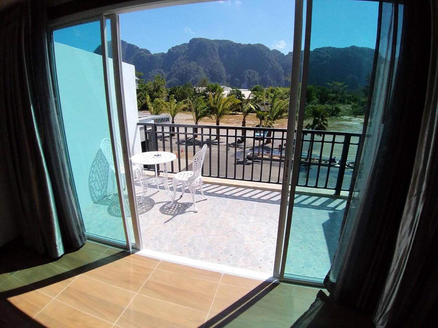 Deluxe with Balcony